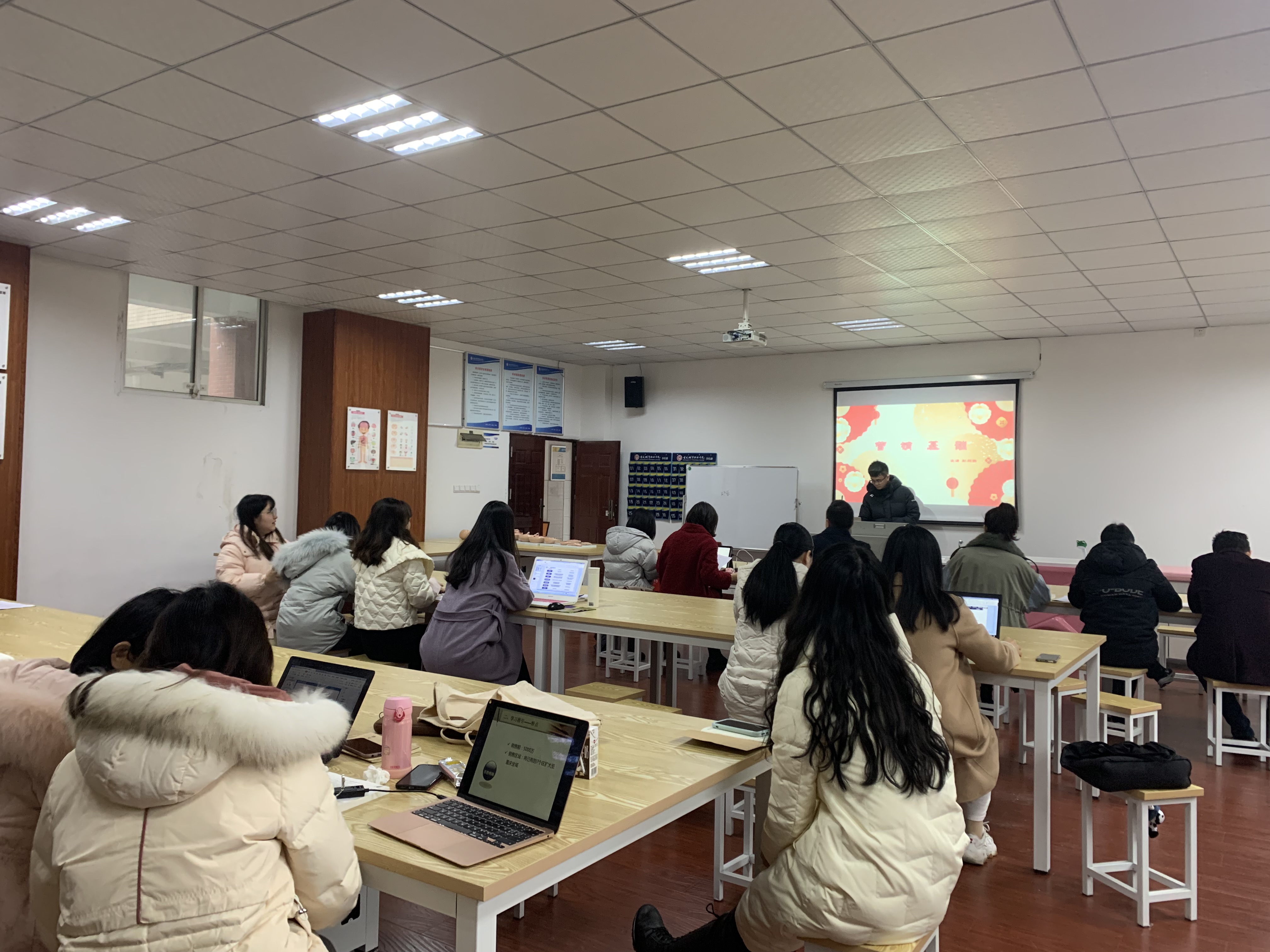 IMG_4448.JPG IMG_4448.JPG