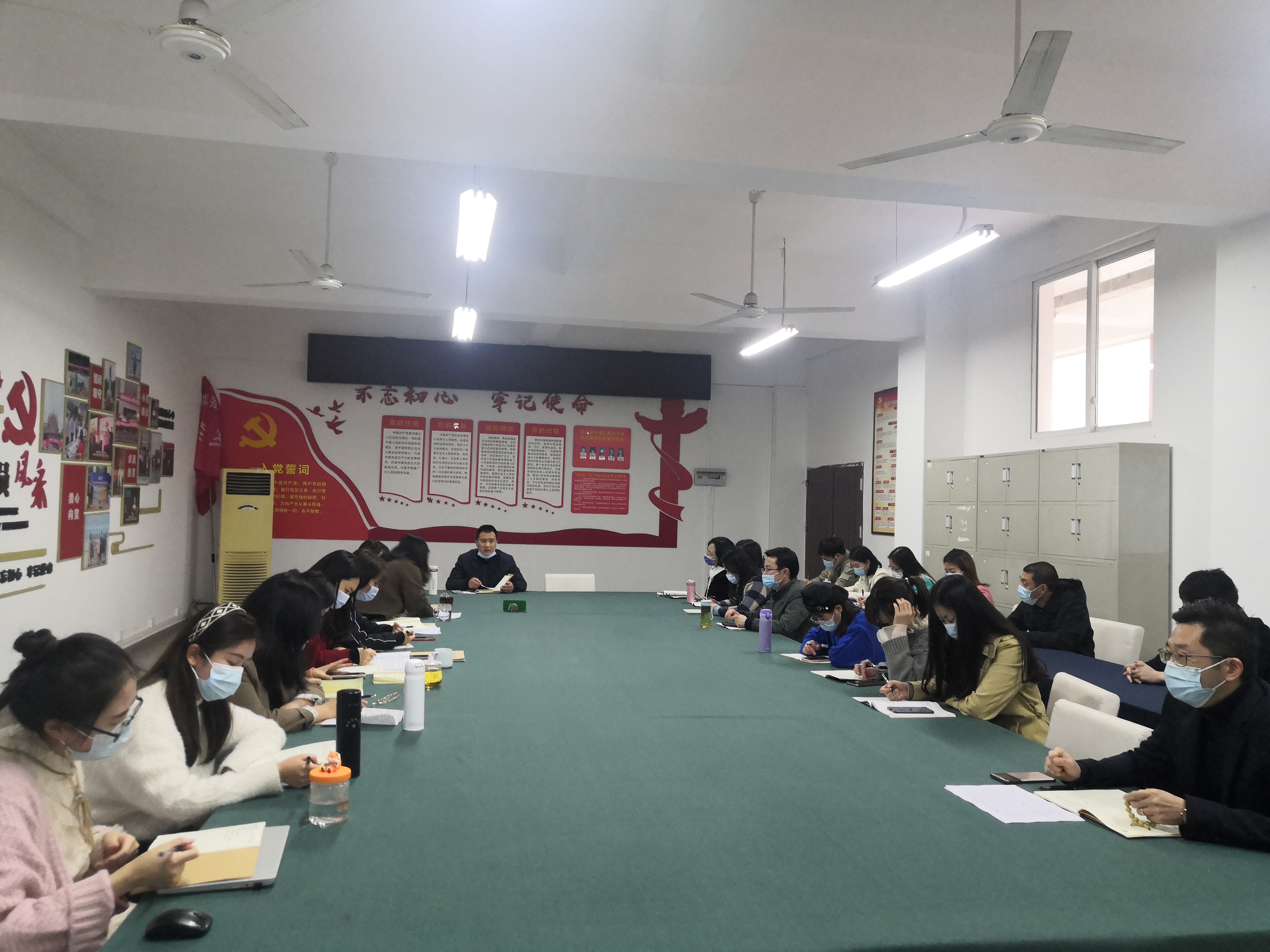 0B8CB85C9D9E9E5A10A48C9BB682ABE0.jpg 0B8CB85C9D9E9E5A10A48C9BB682ABE0.jpg