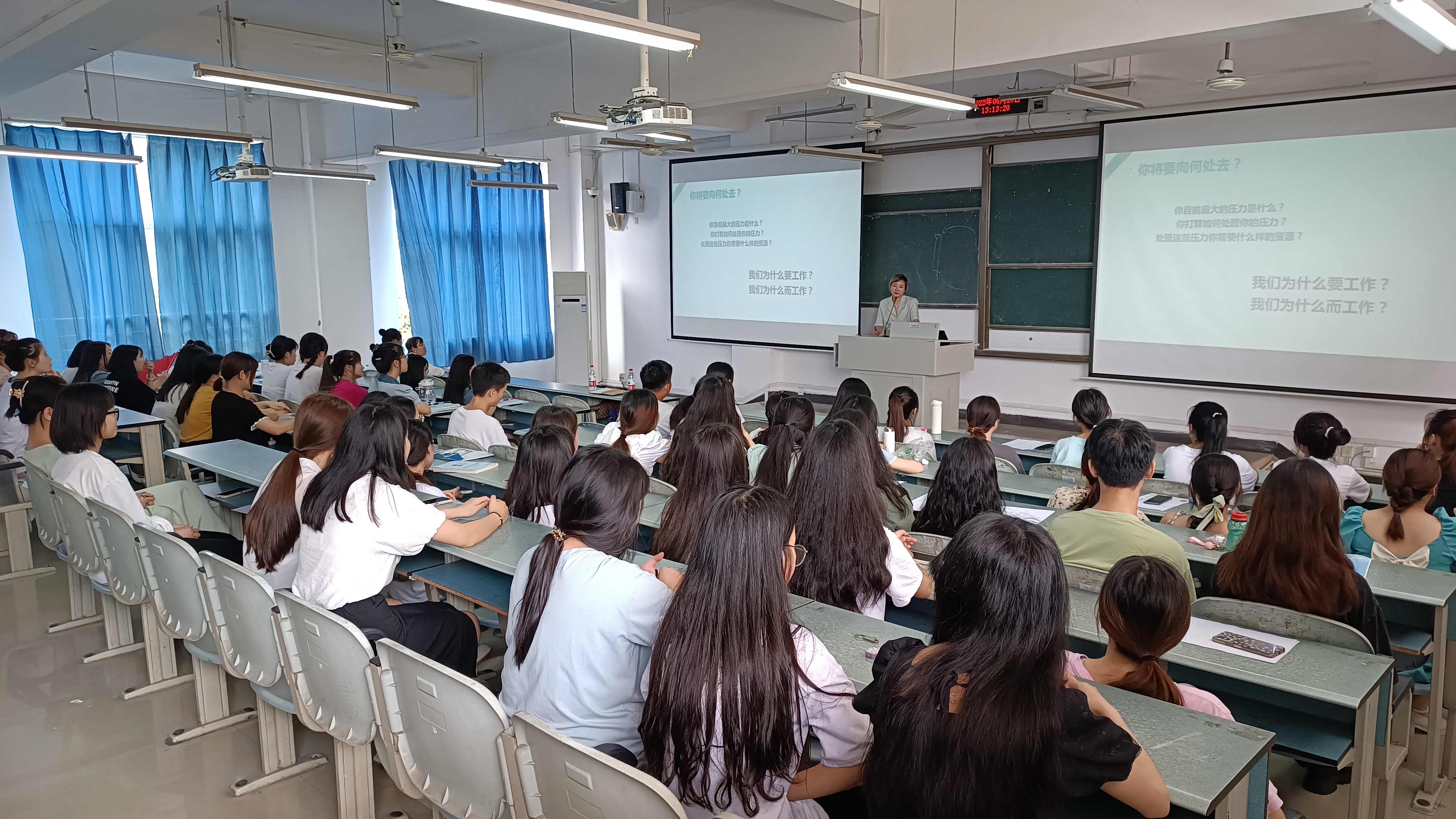 K1体育邀请莘莘爱宝早教中心开展专场招聘会.jpg K1体育邀请莘莘爱宝早教中心开展专场招聘会.jpg