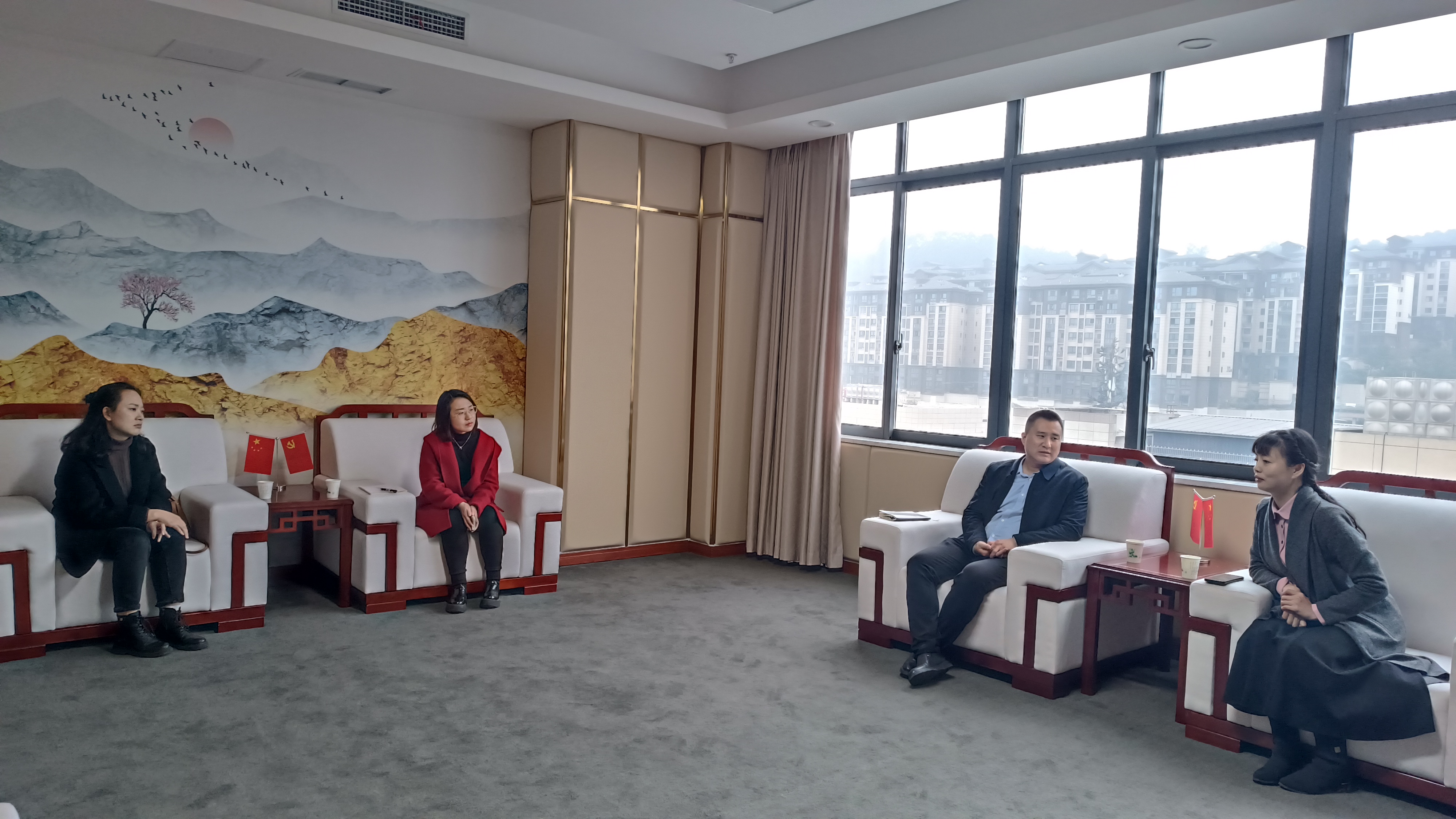 K1体育与永川儿童医院开展合作交流.jpg K1体育与永川儿童医院开展合作交流.jpg